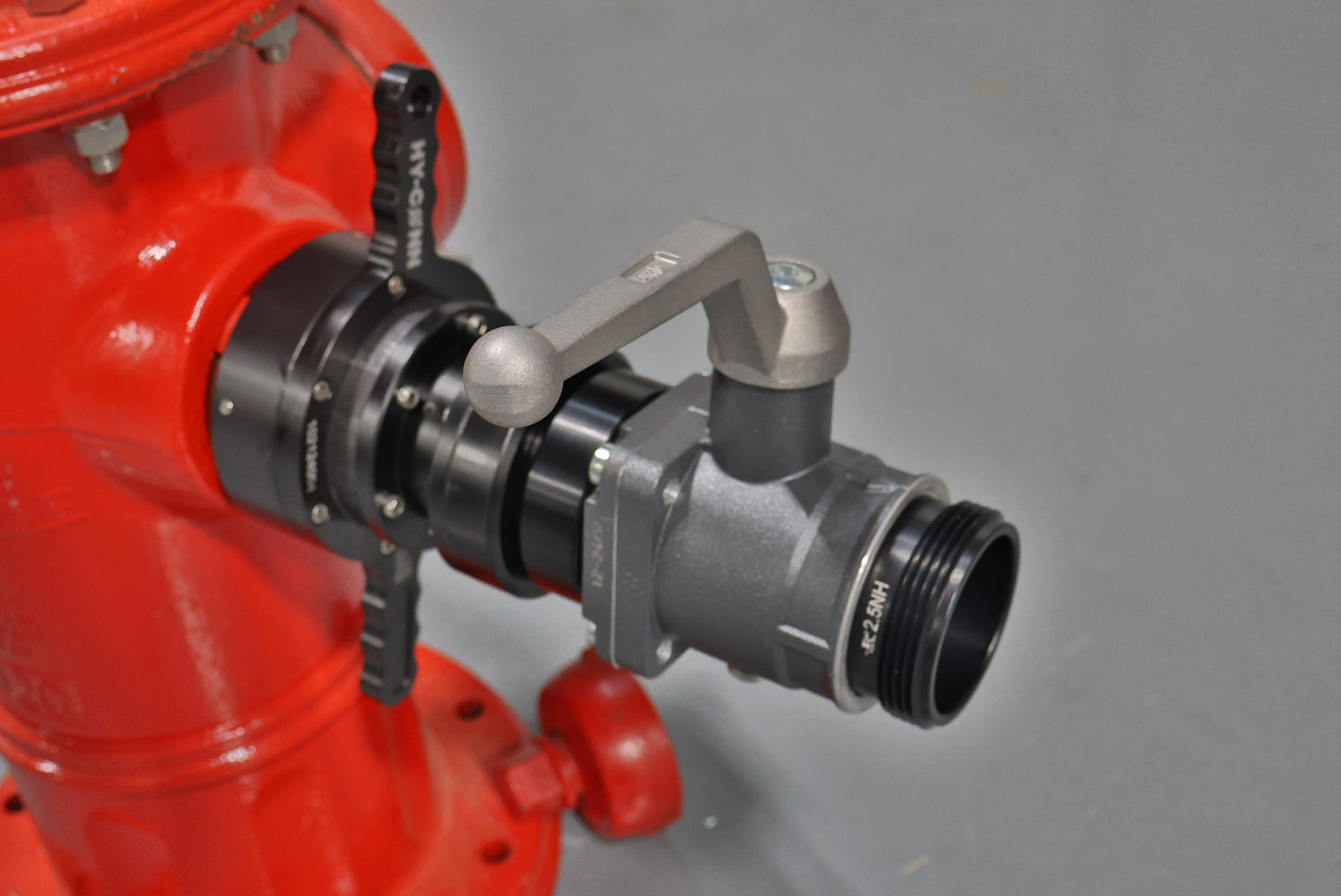 2.5” NH Female to 2.5” NH Male Quick Connect with Ball Valve
